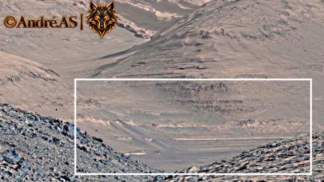 Curiosity — Sol 953 — image source NASA/JPL-Caltech.
<a href="https://mars.nasa.gov/msl-raw-images/msss/00953/mcam/0953MR0042170040502131E01_DXXX.jpg" target="_blank" rel="noopener">Accéder à la source d’origine</a> Curiosity Sol 953 — formation martienne évoquant un complexe industriel